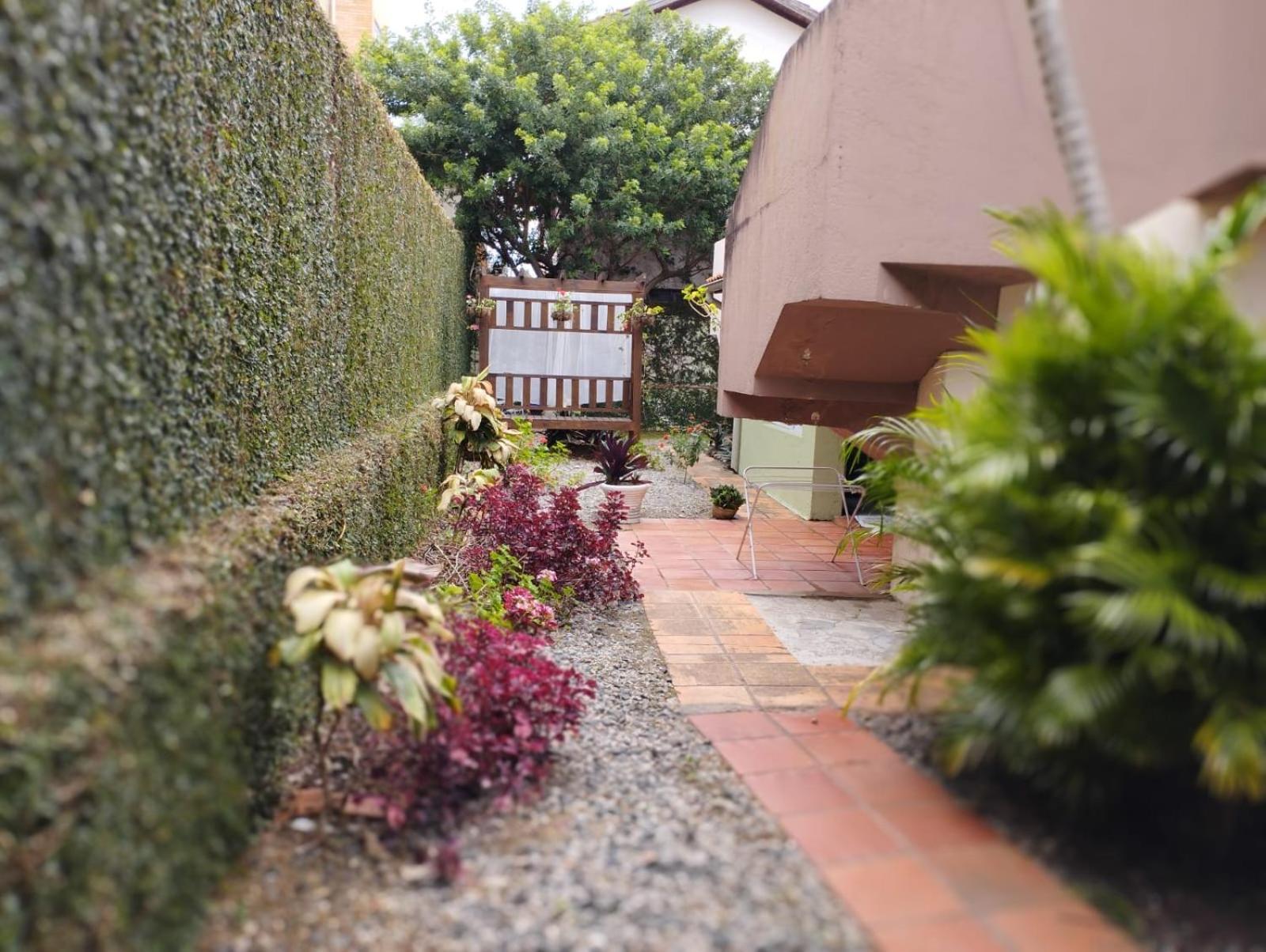 Charmoso Apto Com Clima De Casa Em Canasvieiras Флорианополис Экстерьер фото